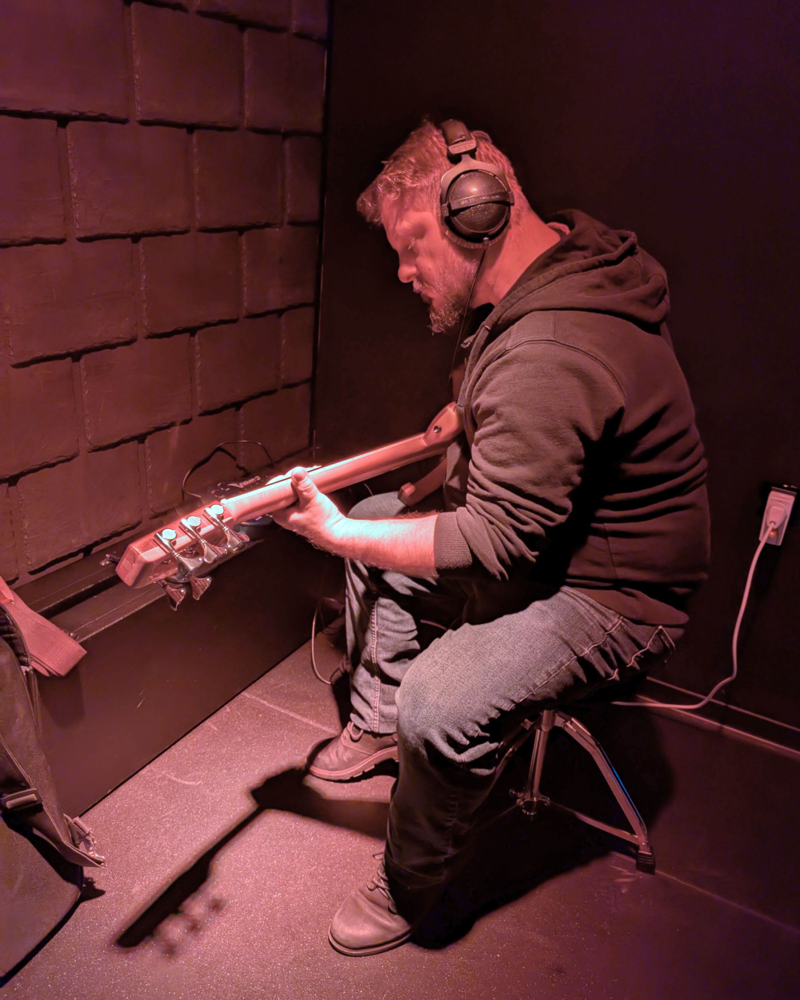 Bulgarian Music Workshop - Stoyanov Guitars Exhibition thumbnail 5